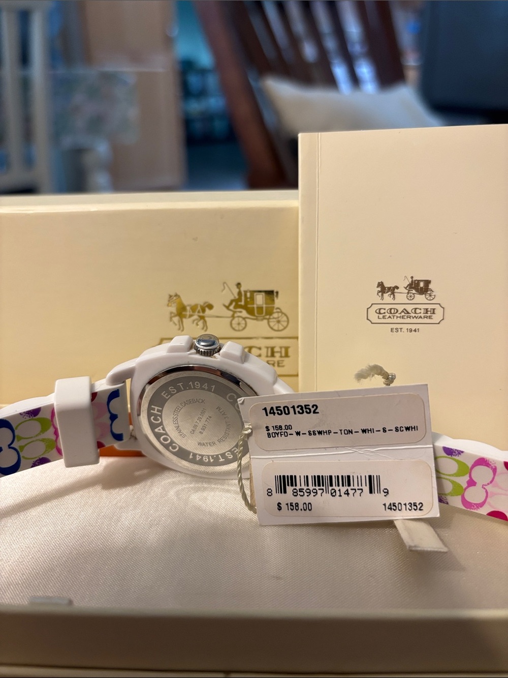 Coach watch with White Silicone strap with Multicolor Floral Inner Strap - Picture 4 of 5